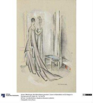 Bei Alfred-Marie gesehen: Dame in Abendkleid mit Schleppe in Rückensansicht