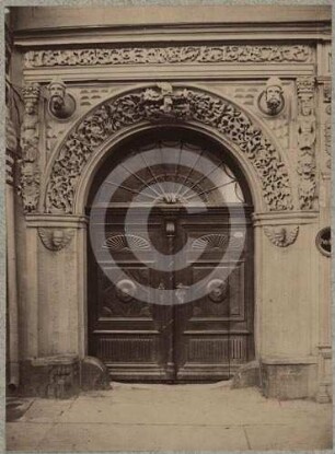 Portal am Bürgerhaus Niedermarkt 8 in Bunzlau