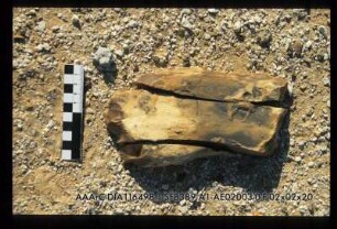 Angeschlagene Flintplatte Ä02/03