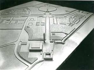 Grund, Peter; Düsseldorf; Schlageter - Forum, Gauleitung mit Kongreßhalle und Ehrenmal - Modellfoto "Strasse des Lebens" (Gesamtansicht)