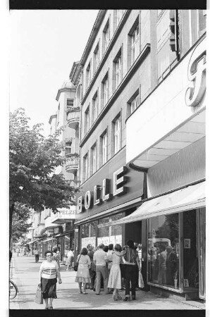 Kleinbildnegative: Rheinstraße u.a. mit Bolle-Filiale, 1978