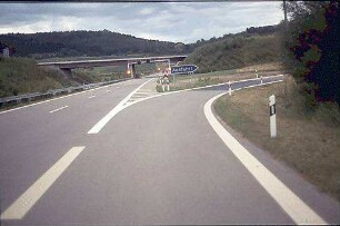 Ausfahrt Ost von Fahrbahn Ost (Schaffhausen Richtung AK Hegau)