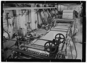 Königstein. Papierfabrik, Papiermaschine