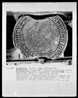 Halbfigur eines segnenden Bischofs (Dietrich von Portitz/Kagelweit, Erzbischof von Magdeburg 1361-1367, gestorben 1367, angeblich in Stendal geboren?)