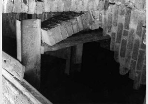 Bauarbeiten am Dach des Bode-Museums