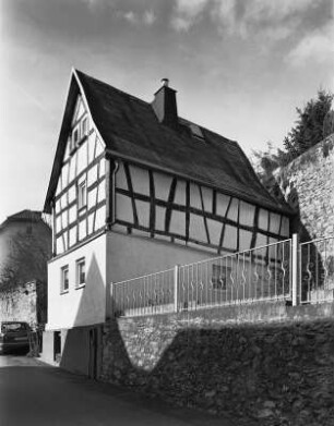 Limburg, Lahnstraße (Dietkirchen) 17