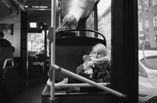 Berlin-Wedding : In Berlin-Wedding, Wollankstrasse, Bus 251
