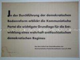 Maueranschlag mit einem Zitat aus dem Aufruf der KPD zur Bodenreform vom September 1945