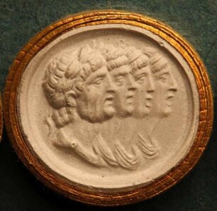 Ptolemaios Evergetes I., Berenike, Ptolemaios Philopator und Arsinoë (Daktyliothek, Supplement)