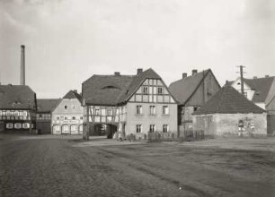 Hirschfelde, Dorfplatz mit Vorlaubenhaus