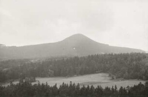 Lausitzer Gebirge. Lausche (Luž, 792,6 m). Ansicht von der Böhmischen Seite