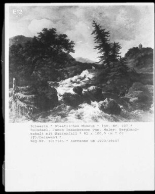 Berglandschaft mit Wasserfall