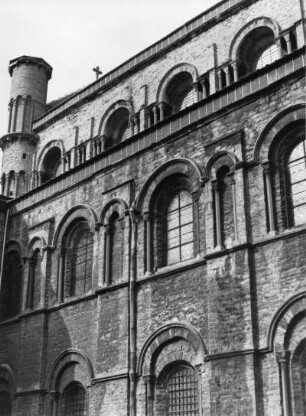 Romanischer Teil der Kathedrale Notre Dame, Tournai, Wallonien, Belgien