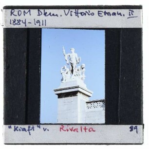 Rom, Monument für Vittorio Emanuele II / Altare della Patria : Allegorie der Kraft