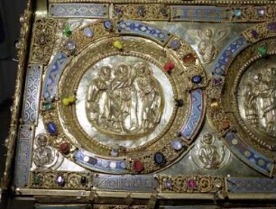 Schrein des heiligen Maurus — Der heilige Maurus segnet
