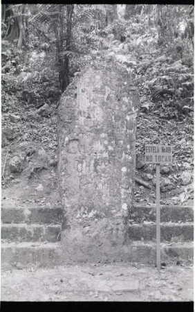 Seibal, Stela 18 (SBL: St. 18)