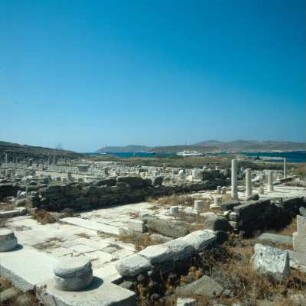 Delos. Halle der Naxier. Die marmorne Halle der Naxier, 6. Jh. v. Chr.