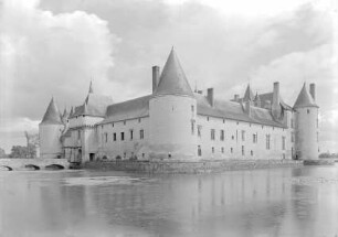 Château du Plessis-Bourré