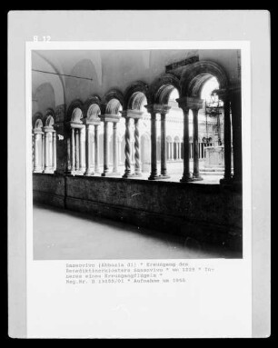Kreuzgang des Benediktinerklosters Sassovivo