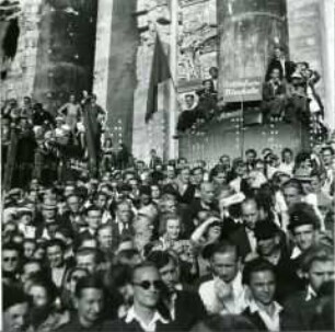 Kundgebung vor dem Reichstag gegen die Berlin-Blockade