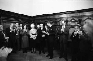 Freiburg: Rathaus, Gratulationskur, 60. Geburtstag Bürgermeister Berthold Kiefer