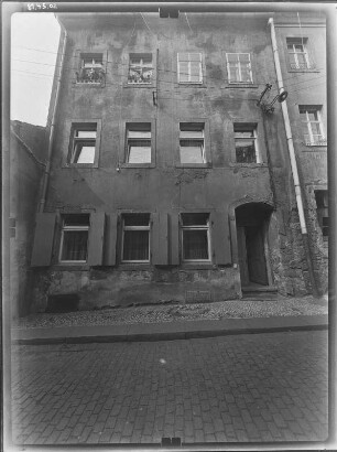 Meißen-Altstadt, Schlossergasse 1. Wohnhaus (2. H. 19. Jh.). Straßenfront