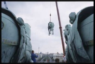 Wiederaufbau der Quadriga auf dem Brandenburger Tor