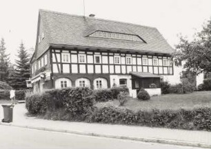 Wohnhaus mit Laden (Drogerie "Böhm")