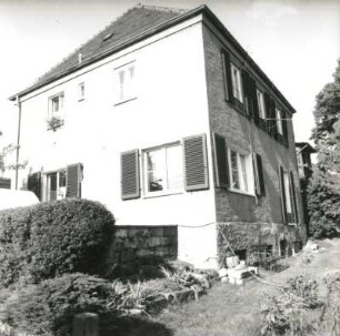 Dresden-Trachau, Schützenhofstraße 58. Wohnhaus. Um 1930. Gartenansicht