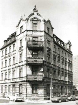 Görlitz, Theodor-Körner-Straße 12. Wohnhaus (um 1895). Eckansicht mit Fassade Kleine Konsulstraße
