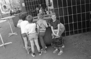 In Berlin Prenzlauer Berg : In Berlin Prenzlauer Berg, Schönhauser Allee, Ecke Stargarder Strasse