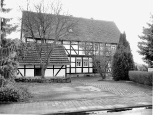 Einhaus; Fuldatal, Karl-Marx-Straße 31
