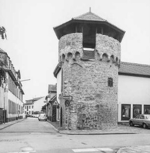 Stumpfaul (Stadtbefestigung); Seligenstadt, Mauergasse (Ecke Bahnhofstraße)