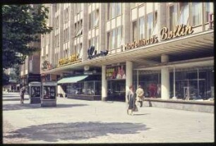Blick entlang des Kurfürstendamms
