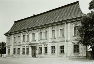 Kössern. Kavaliershaus