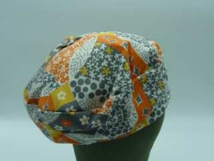 Mütze im Patchworkstil