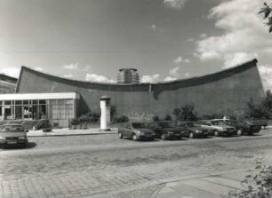 Schwimmhalle