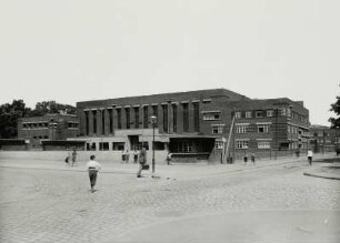 Königsberg, Haus der Technik : Königberg (Kaliningrad/Russland). Haus der Technik, Wallring/Ecke Dessauer Straße. Eckansicht