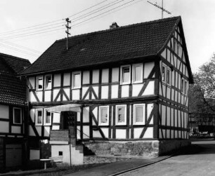 Fachwerkwohnhaus; Alsfeld, Gartenweg 4