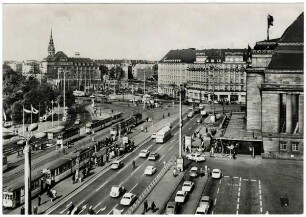 Messestadt Leipzig: Am Hauptbahnhof mit Hotel Astoria