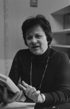 Porträtserie der Leiterin der DDR-Kinderliteratur Dr. A. Koiealek