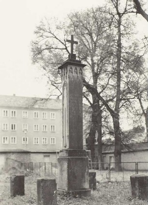Grabmal des Pfarrers Franz Christian Boll, verstorben 1818