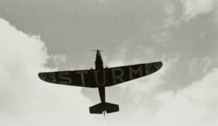 Sportflugzeug Klemm L-30 der SA-Fliegersturm-Staffel über dem Flugplatz Dresden-Heller