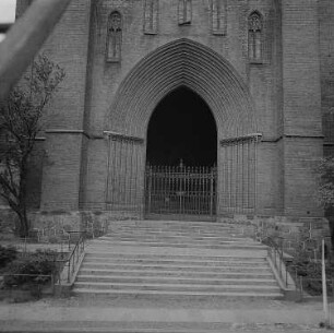 Schwerin. Dom, Portal