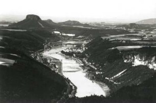Sächsische Schweiz. Elbtal bei Bad Schandau. Teleaufnahme vom Großen Winterberg