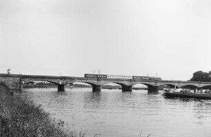 Eisenbahnbrücke Ladenburg Unterwasser