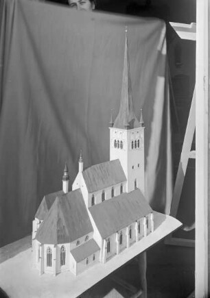 Modell der Olaikirche / Oleviste kirik in Reval