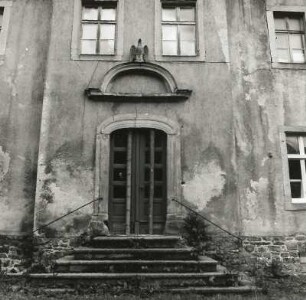 Unterlauterbach. Ehemaliges Herrenhaus. Haupteingang