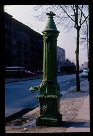 Alte Pumpe 2.3.74.