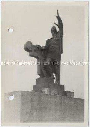 Reykjavík, Statue vom Wikinger Ingólfur Arnarson